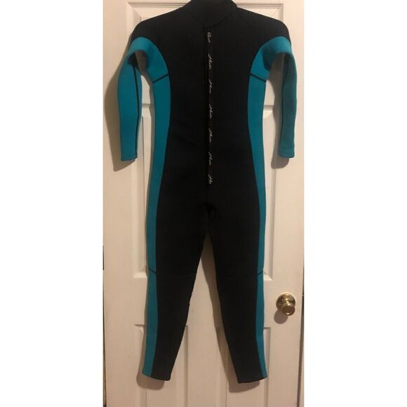 Hevto Wetsuit Size 12 - Picture 2 of 5